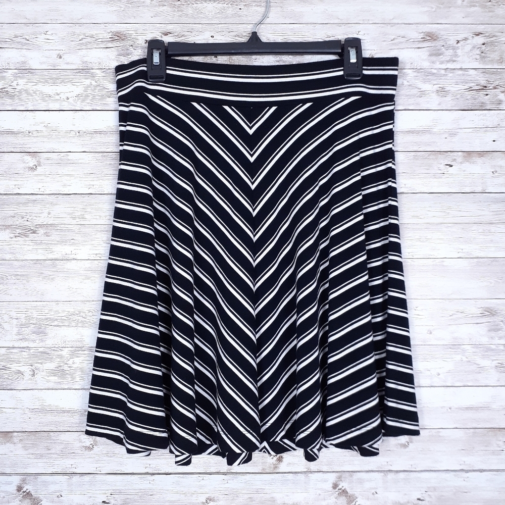 Loft Skater Skirt M Striped Black White 273